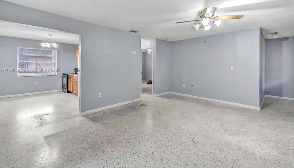 Small Image of 519 NORTH WEST 10TH AVE, Miami Number 8