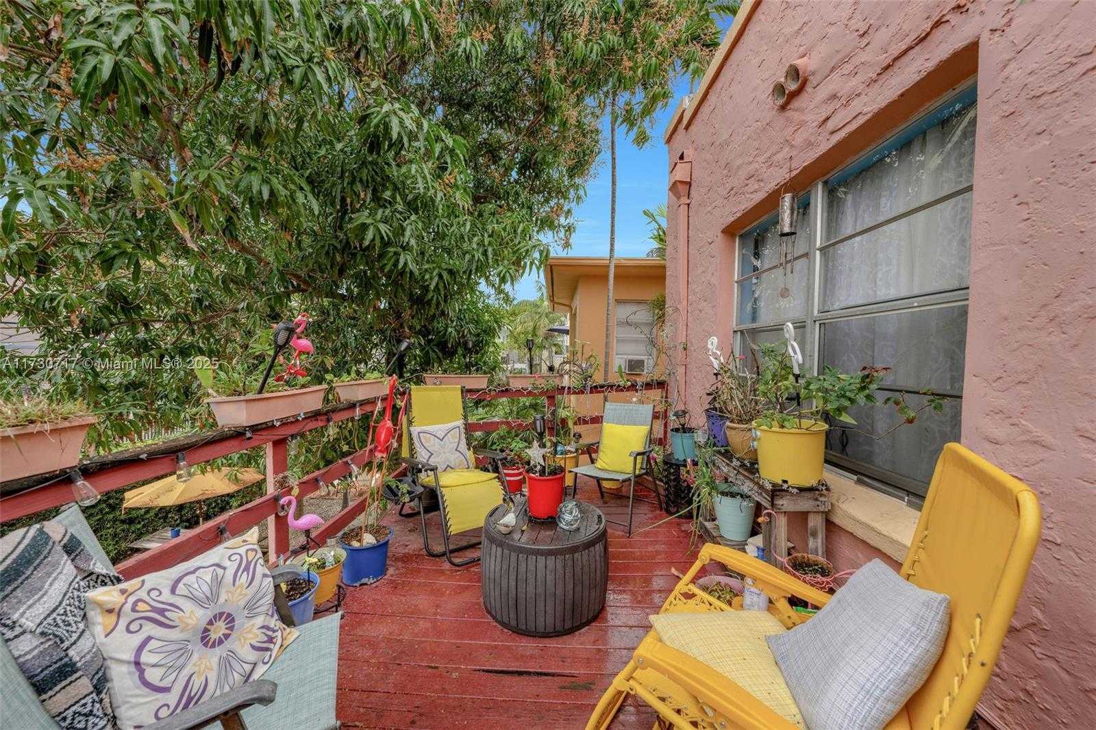 Small Image of 735 MERIDIAN AVE, Miami Beach Number 40