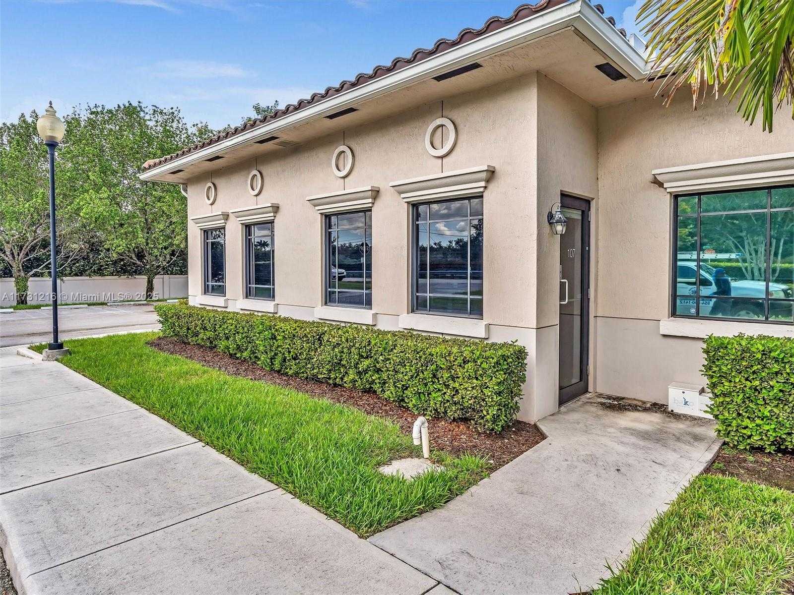 Small Image of 10600 GRIFFIN RD #A107, Cooper City Number 24