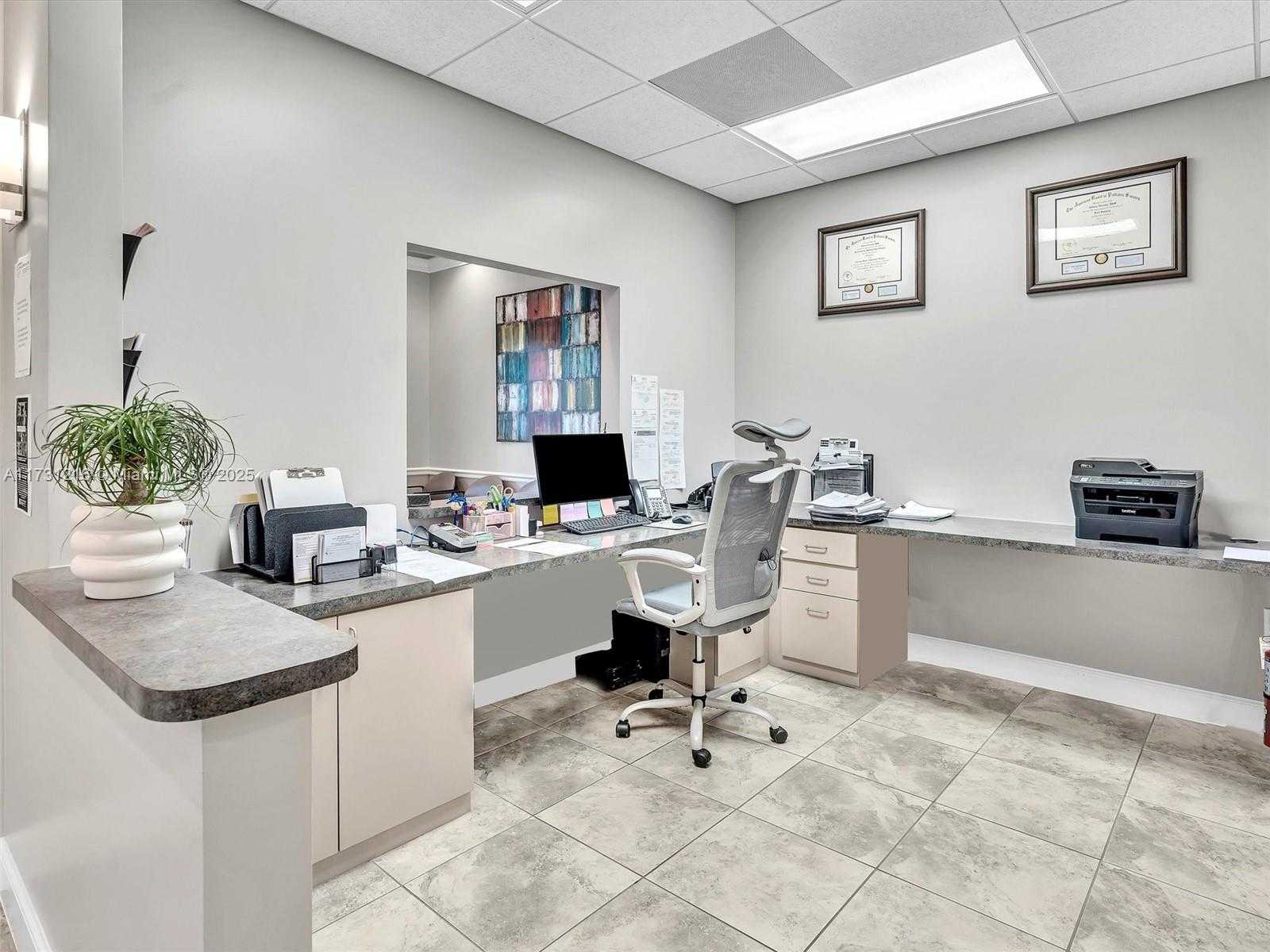 Small Image of 10600 GRIFFIN RD #A107, Cooper City Number 7