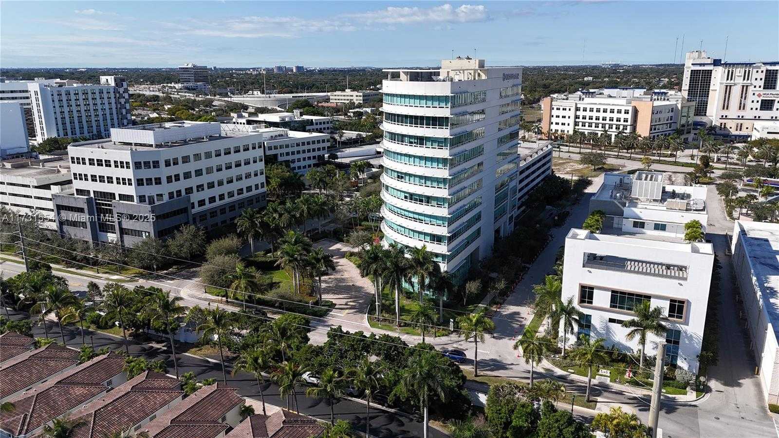 Small Image of 20900 NORTH EAST 30 TH AVE #600, Aventura Number 2