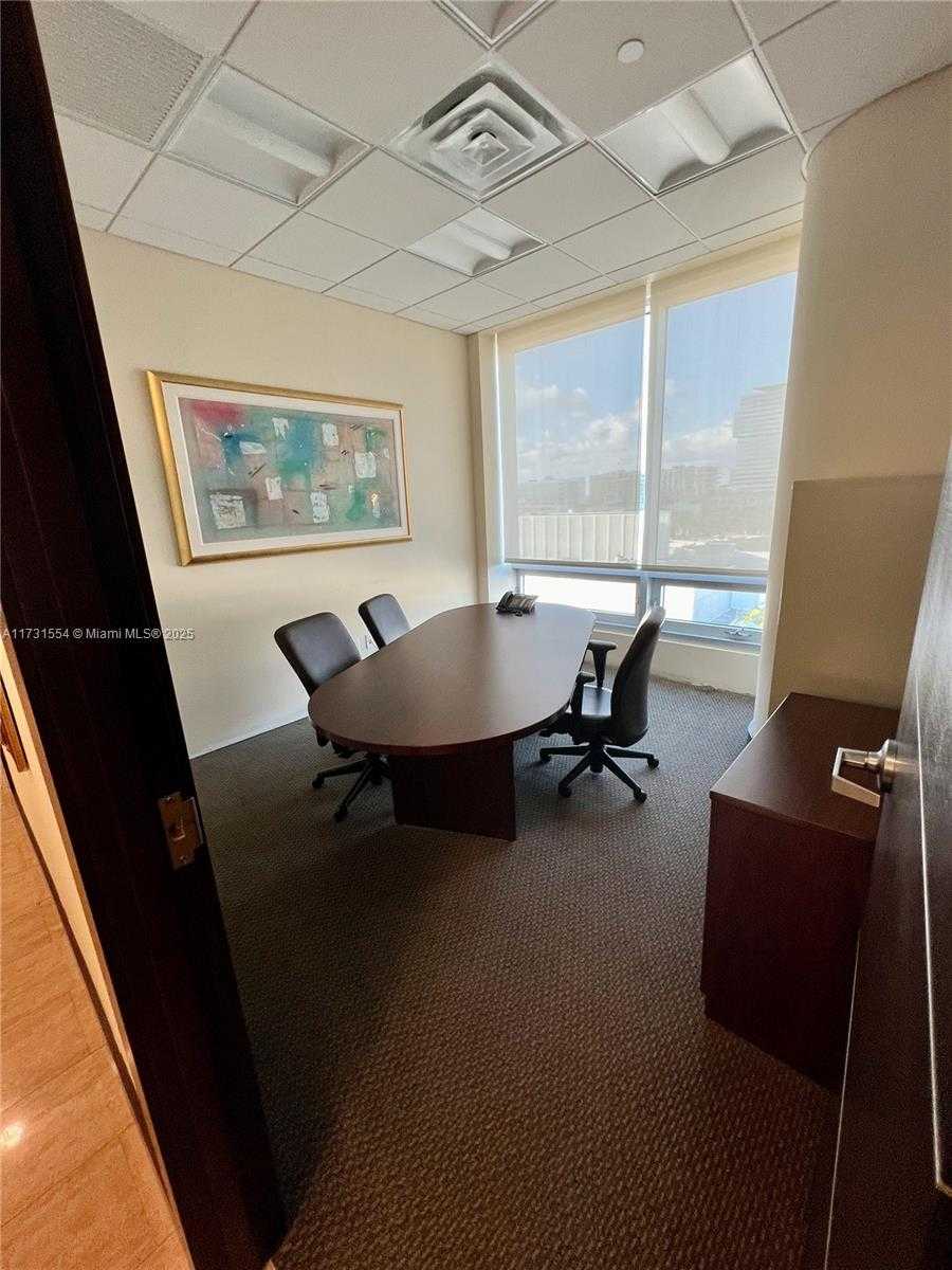 Small Image of 20900 NORTH EAST 30 TH AVE #600, Aventura Number 20