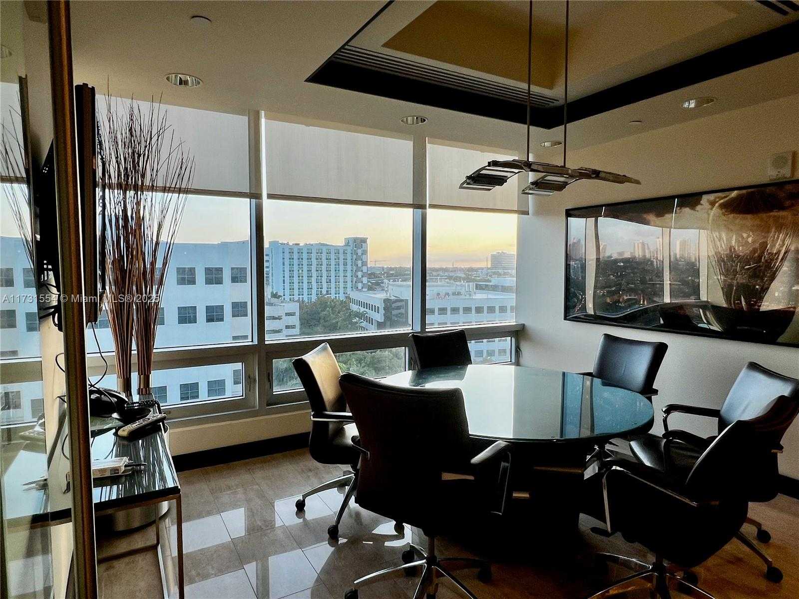 Small Image of 20900 NORTH EAST 30 TH AVE #600, Aventura Number 24
