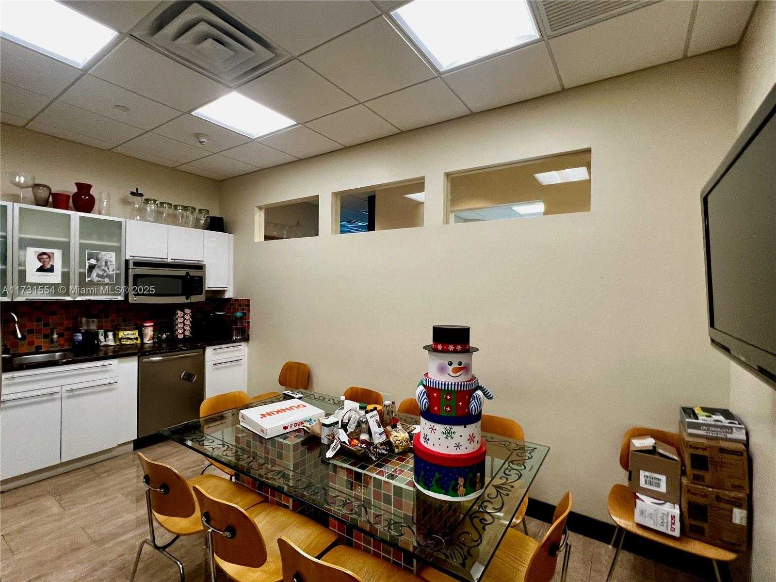 Small Image of 20900 NORTH EAST 30 TH AVE #600, Aventura Number 25
