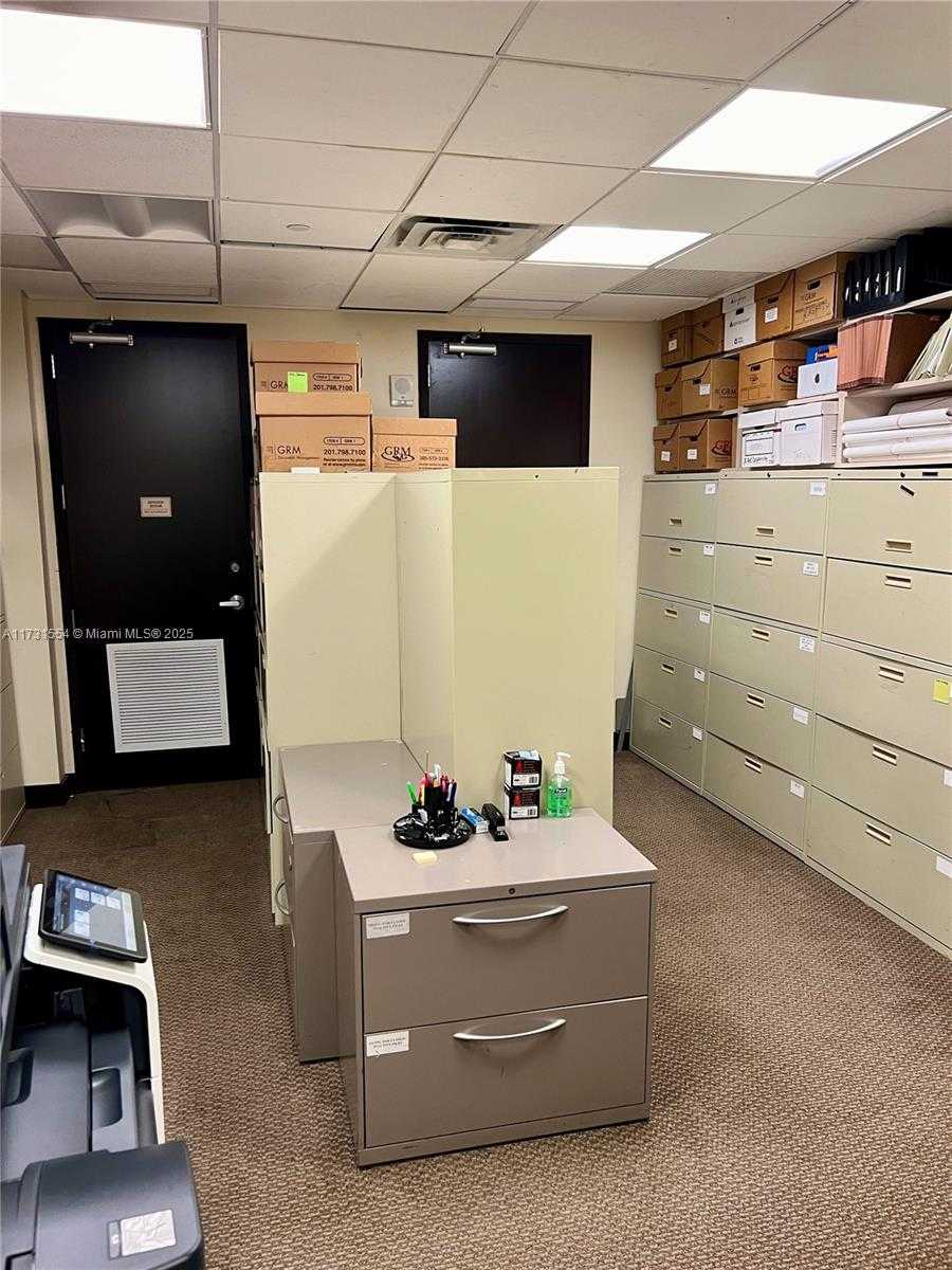 Small Image of 20900 NORTH EAST 30 TH AVE #600, Aventura Number 28