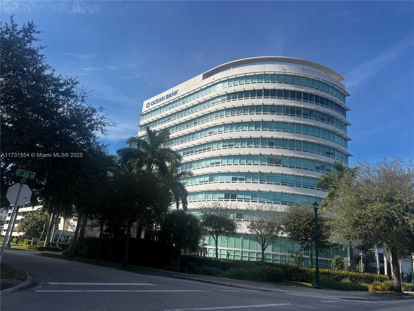 Small Image of 20900 NORTH EAST 30 TH AVE #600, Aventura Number 3