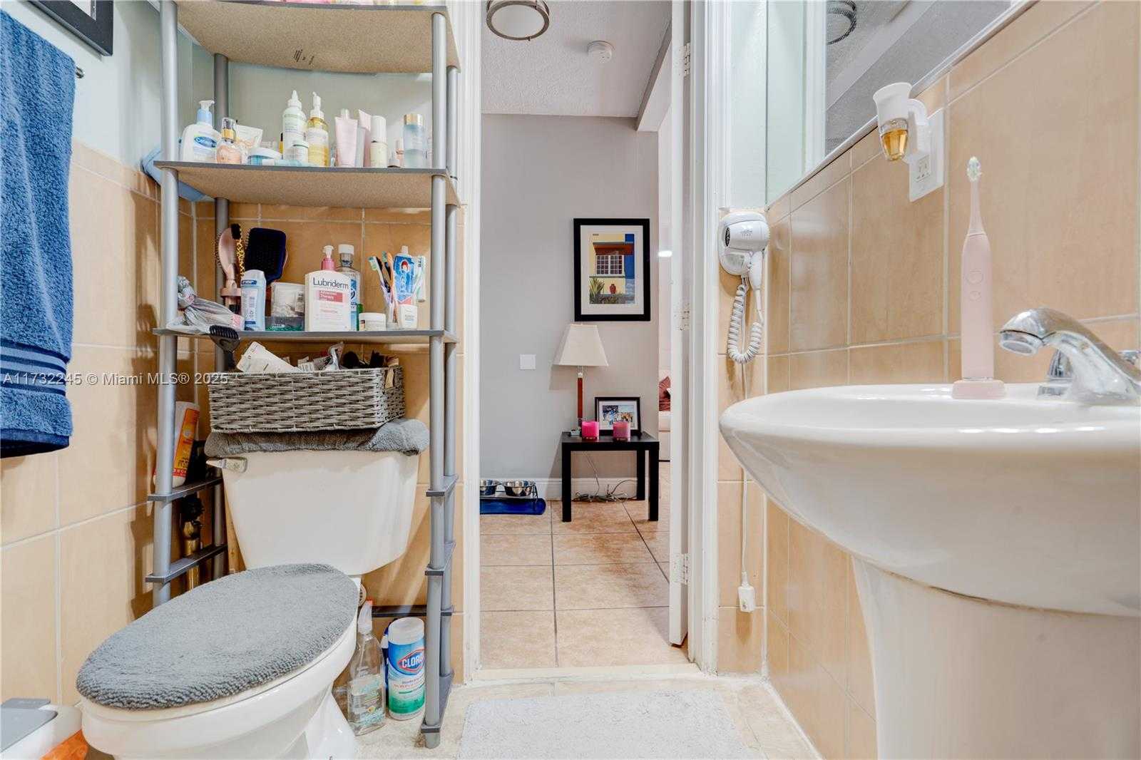 Small Image of 7451 NORTH HARDING AVE, Miami Beach Number 10