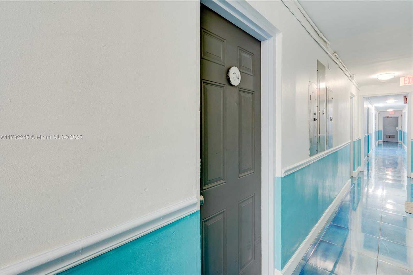 Small Image of 7451 NORTH HARDING AVE, Miami Beach Number 11