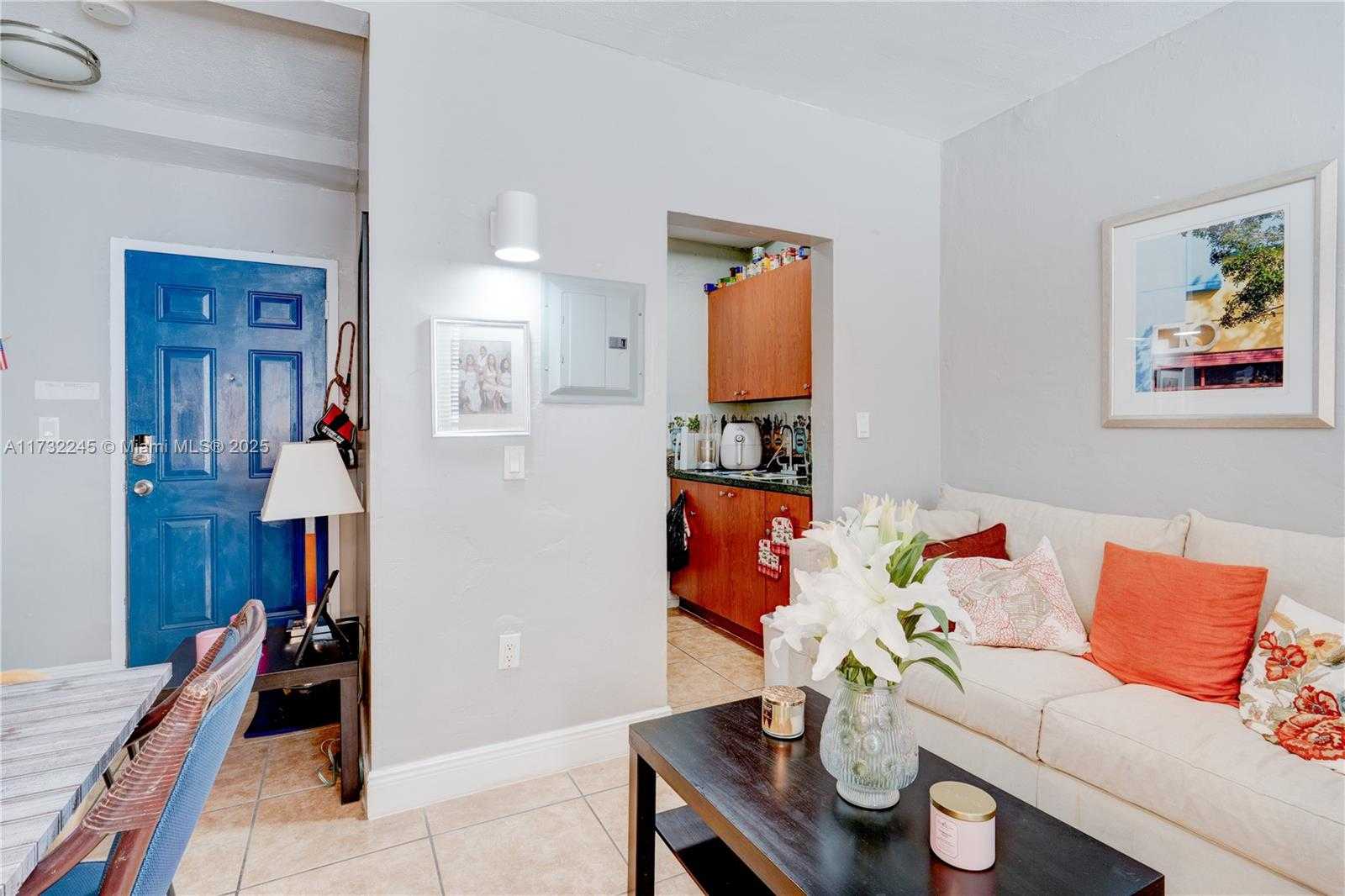Small Image of 7451 NORTH HARDING AVE, Miami Beach Number 18