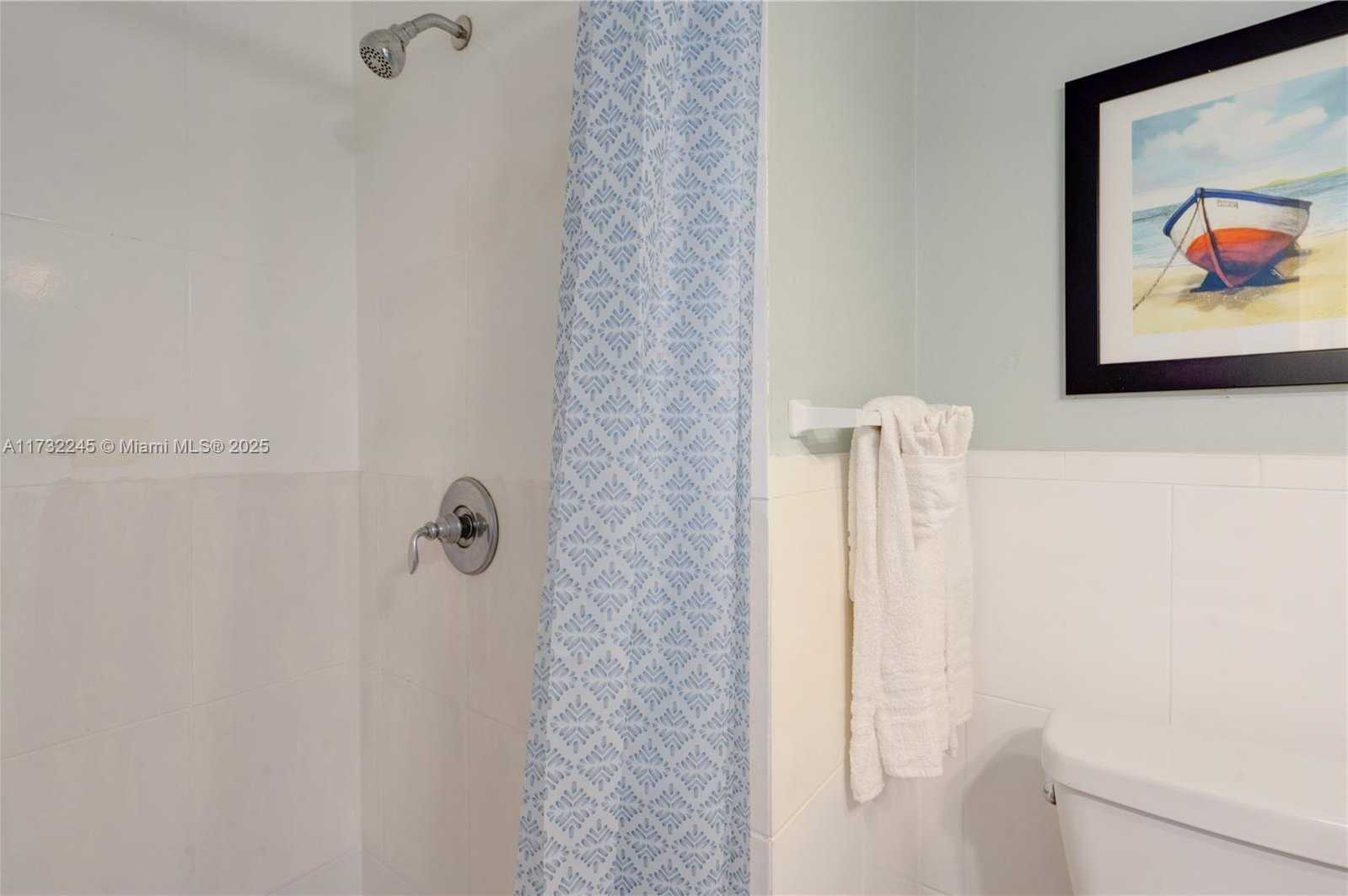 Small Image of 7451 NORTH HARDING AVE, Miami Beach Number 36