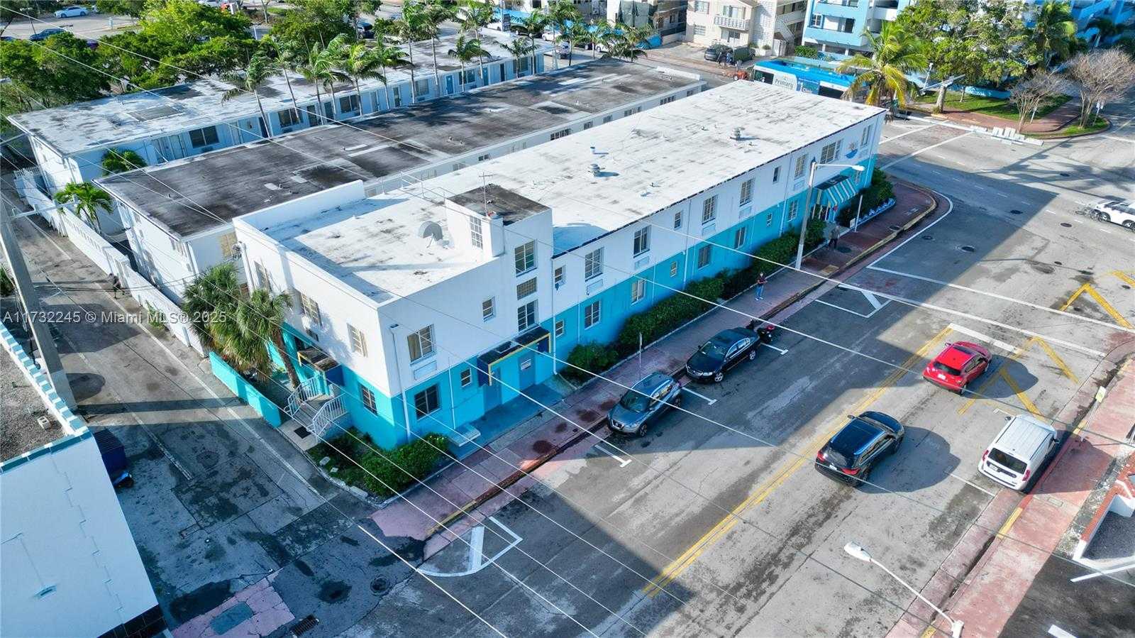 Small Image of 7451 NORTH HARDING AVE, Miami Beach Number 43