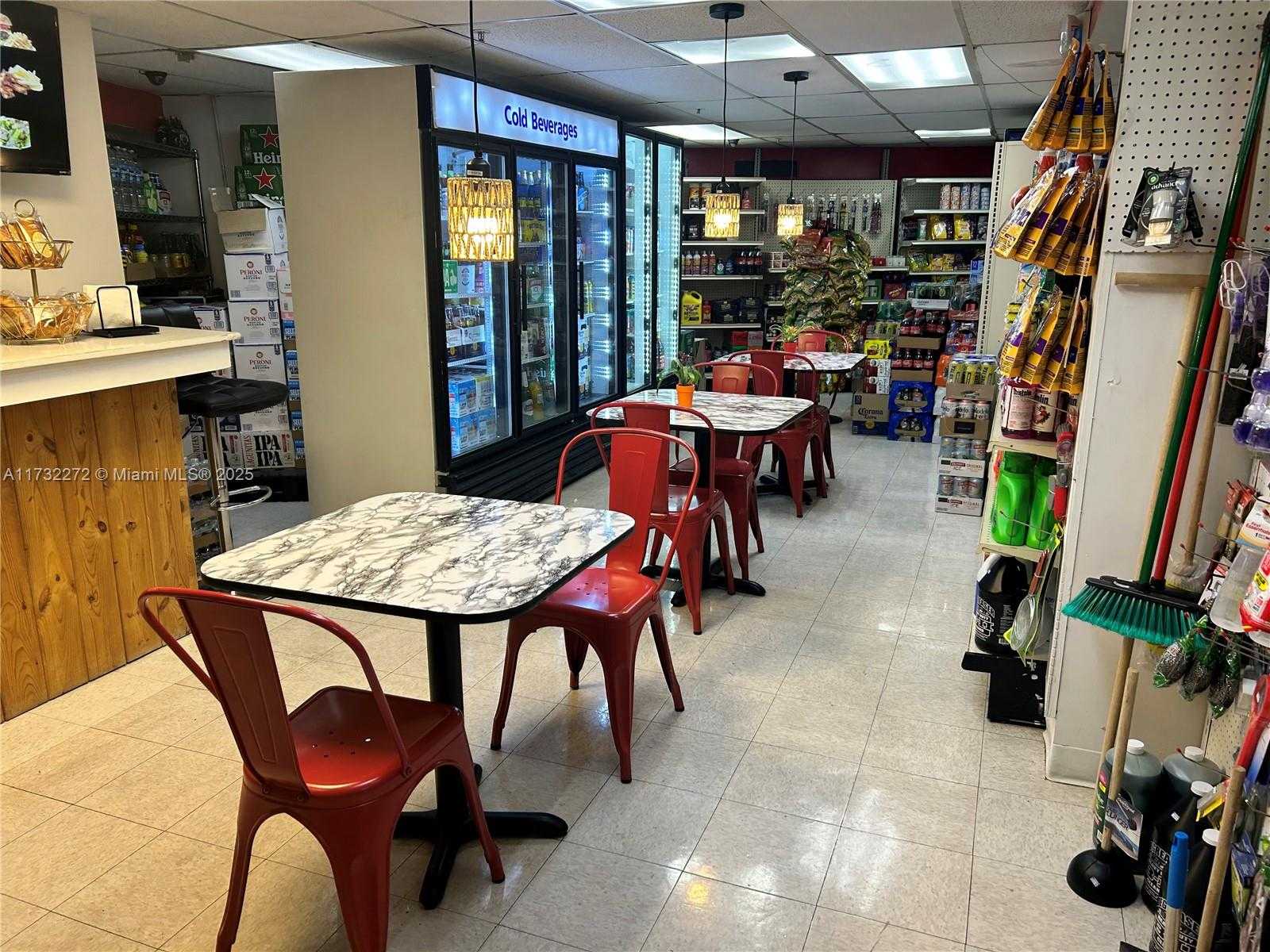 Small Image of 7601 EAST TREASURE DR #CU-18, North Bay Village Number 21