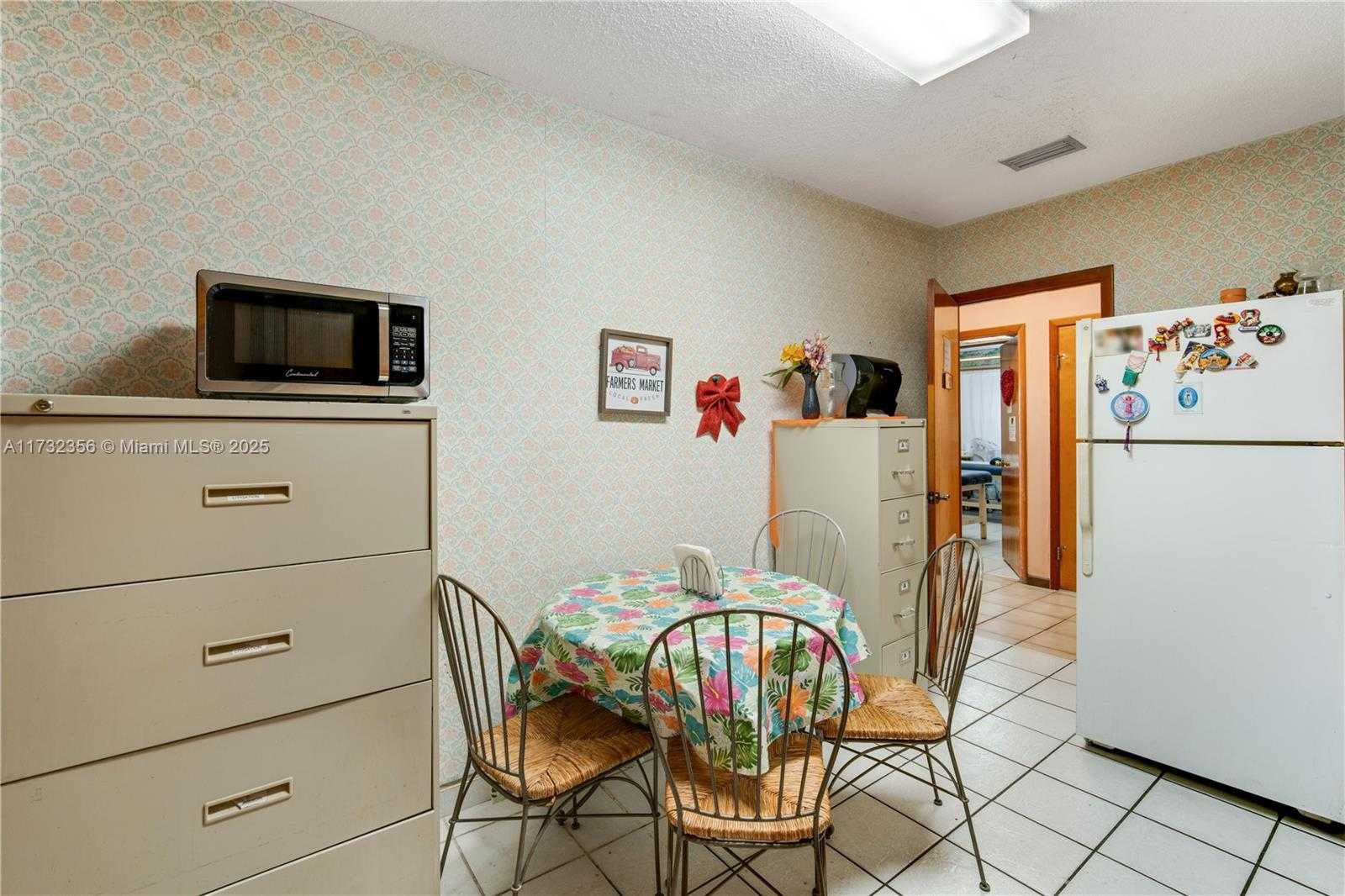 Small Image of 9950 SOUTH WEST 40TH ST, Miami Number 10