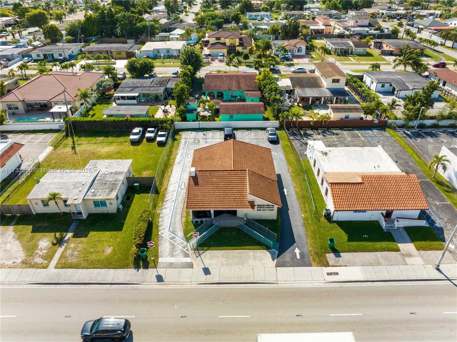 Small Image of 9950 SOUTH WEST 40TH ST, Miami Number 25