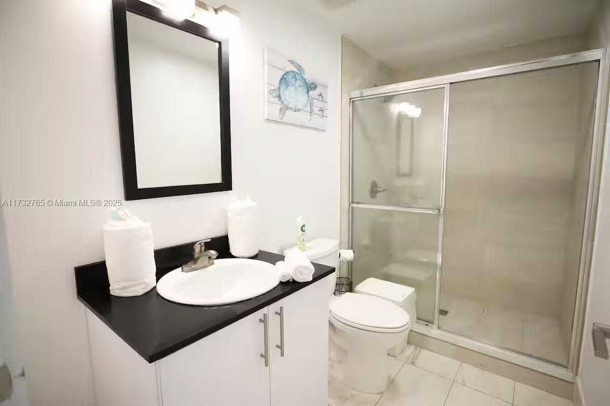 Small Image of 7610 Harding Ave, Miami Beach, FL 33141, USA Number 13