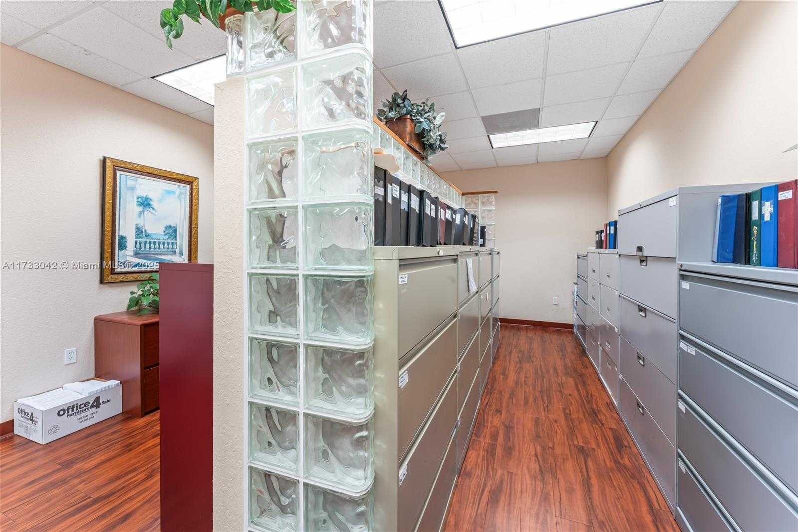 Small Image of 13250 SOUTH WEST 135TH AVE, Miami Number 12