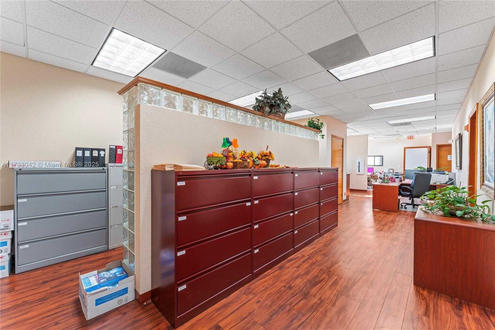 Small Image of 13250 SOUTH WEST 135TH AVE, Miami Number 16