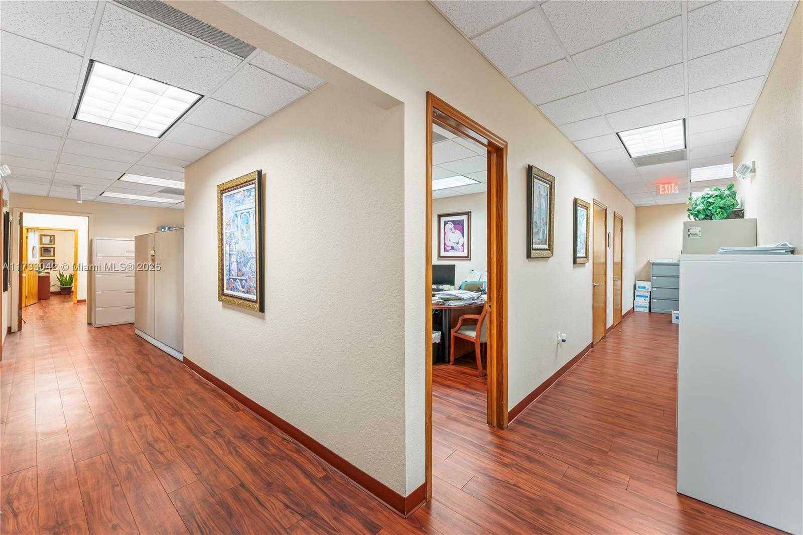 Small Image of 13250 SOUTH WEST 135TH AVE, Miami Number 21