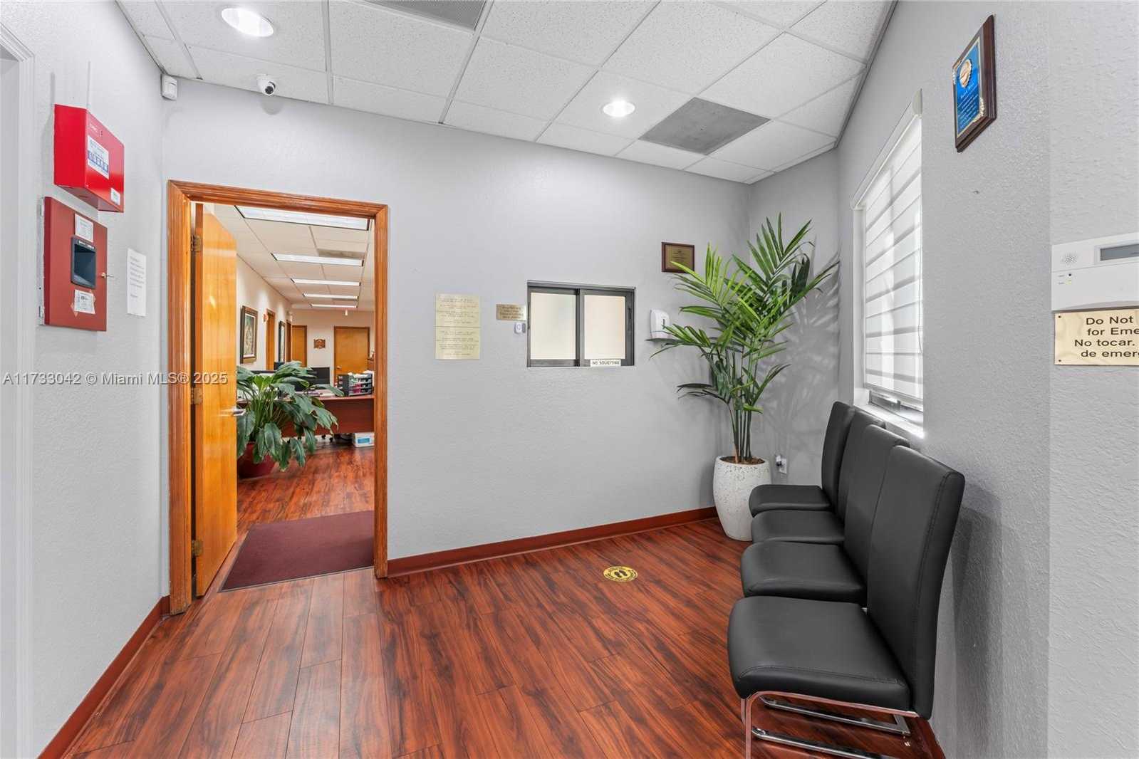 Small Image of 13250 SOUTH WEST 135TH AVE, Miami Number 6