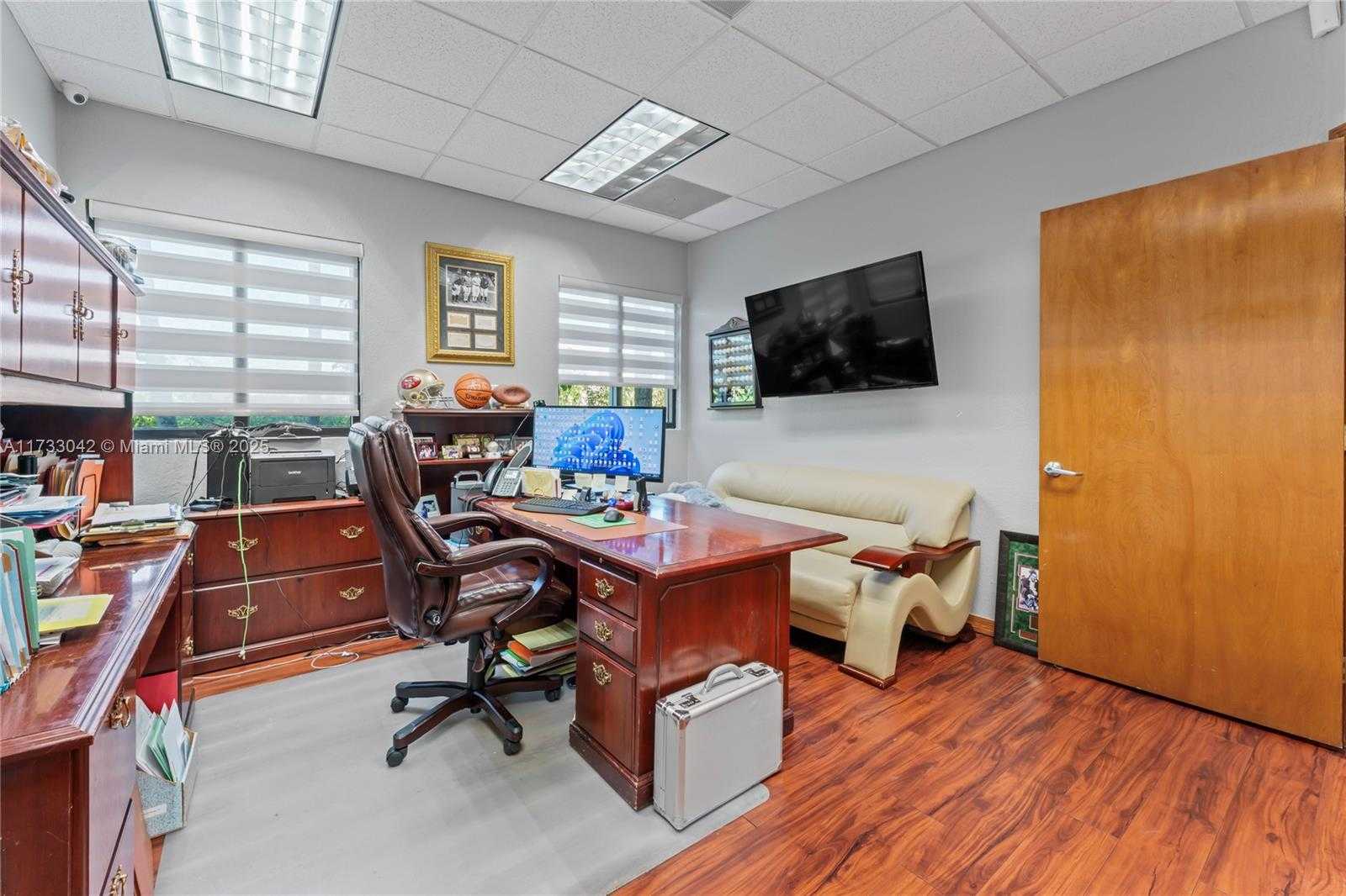 Small Image of 13250 SOUTH WEST 135TH AVE, Miami Number 67