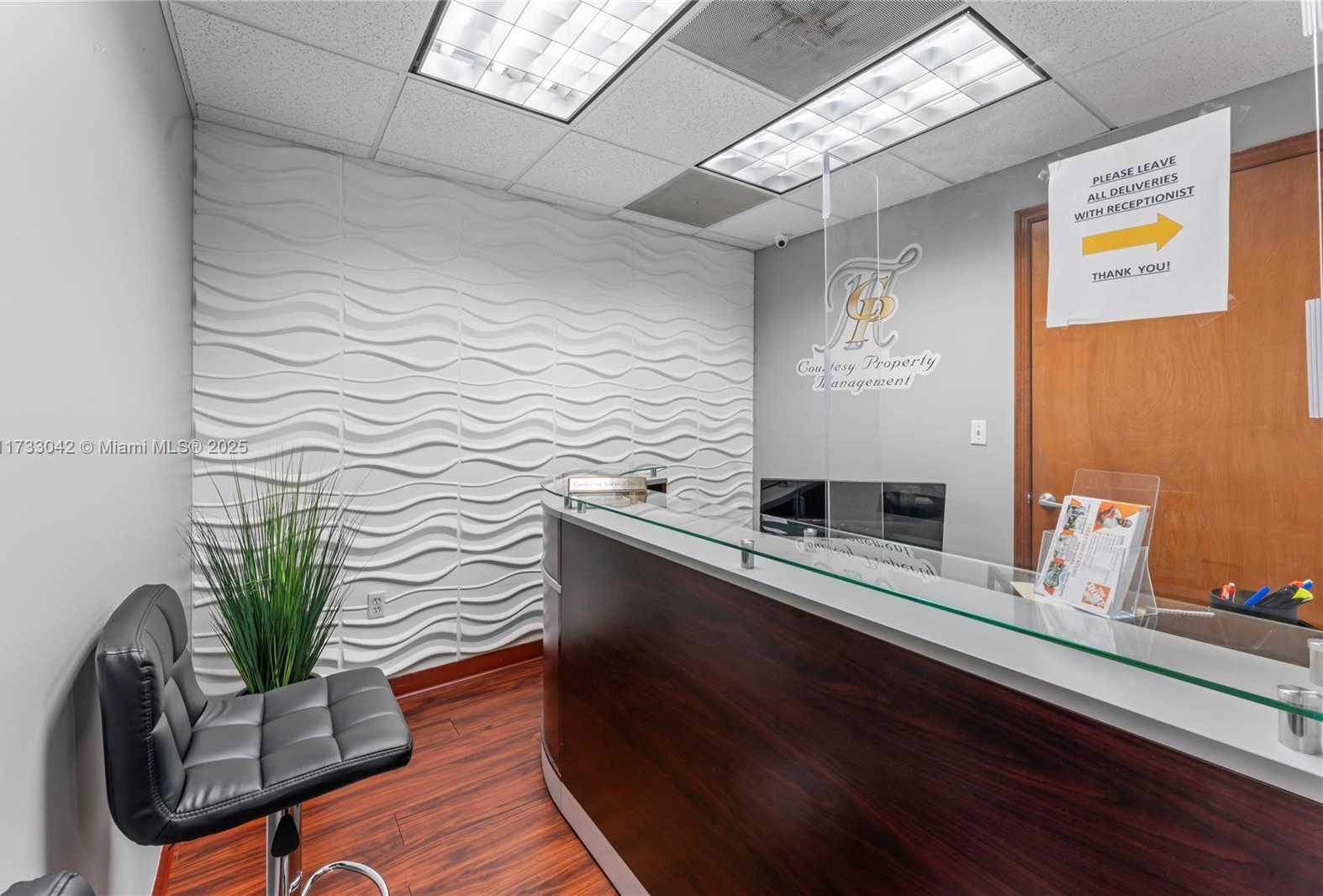 Small Image of 13250 SOUTH WEST 135TH AVE, Miami Number 7