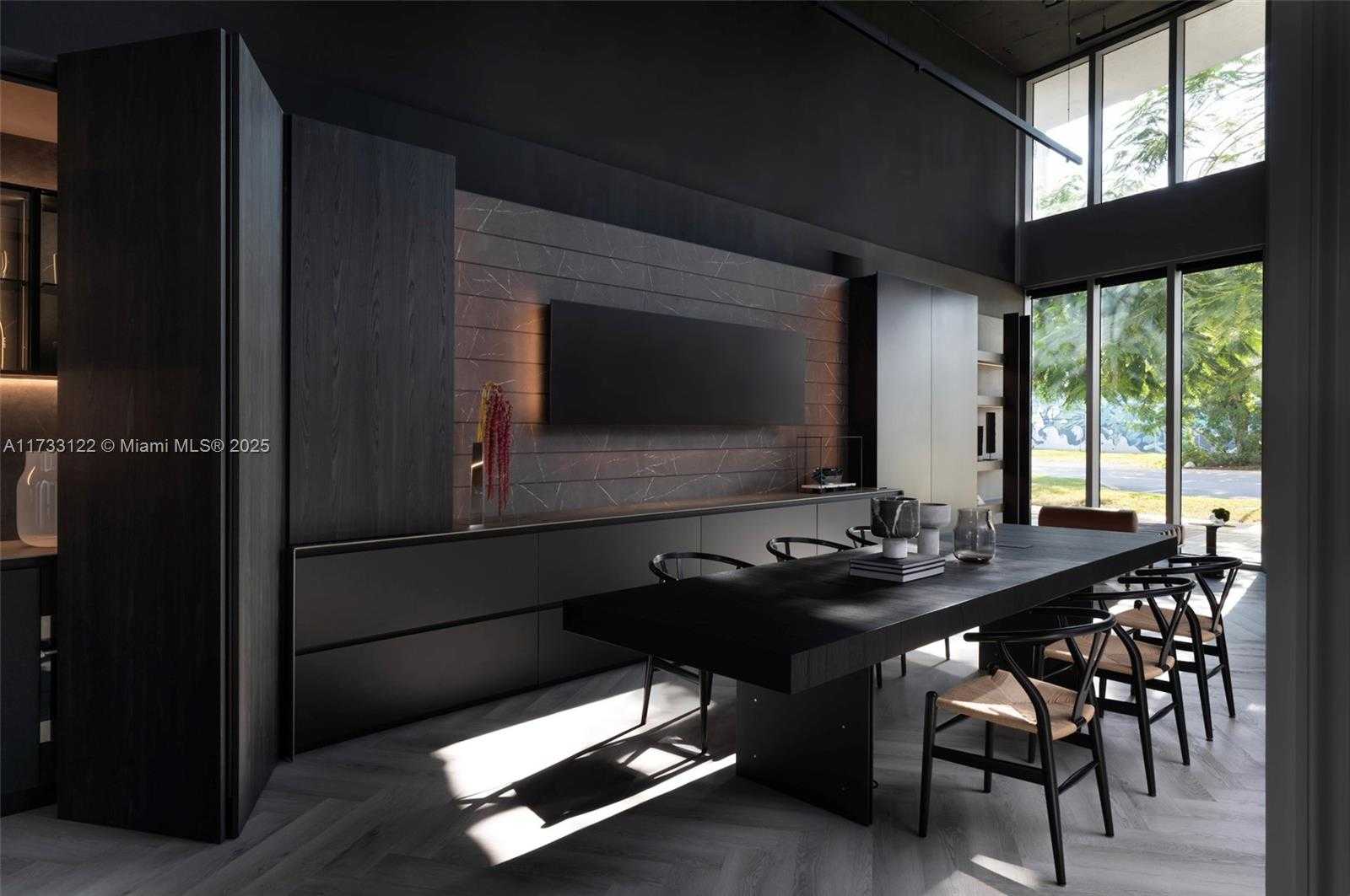 Small Image of 3900 BISCAYNE BLVD #R13, Miami Number 2