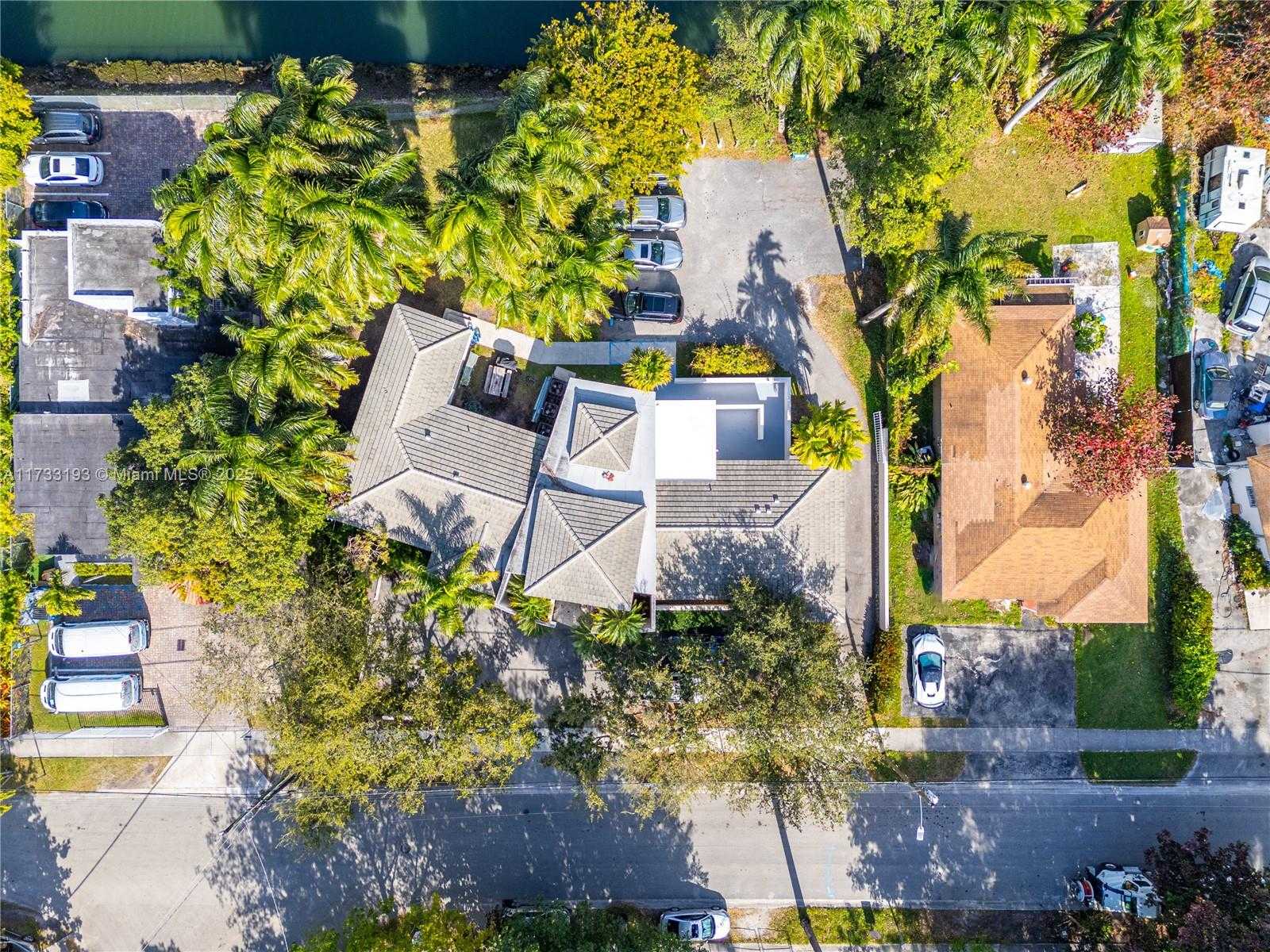 Small Image of 1571 NORTH WEST 13TH CT, Miami Number 19