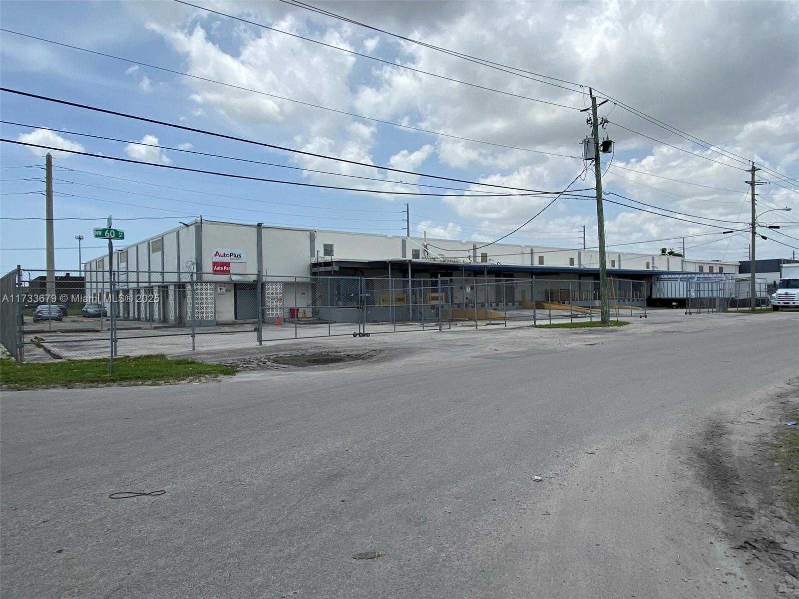 Small Image of 3510 NORTH WEST 60TH ST, Miami Number 2