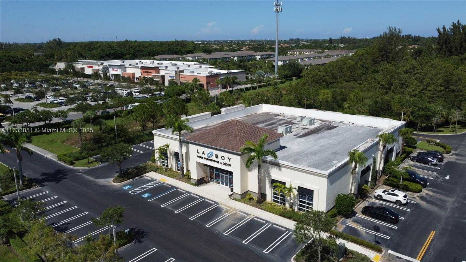 Small Image of 410 SOUTH STATE ROAD 7, Royal Palm Beach Number 2