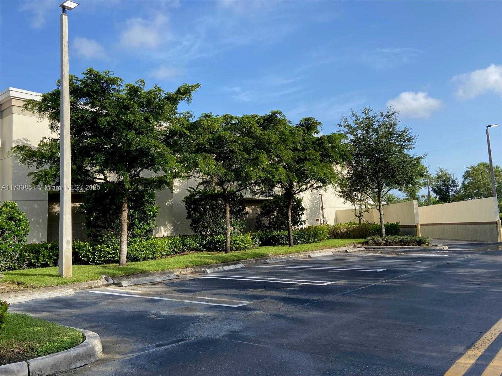 Small Image of 410 SOUTH STATE ROAD 7, Royal Palm Beach Number 8