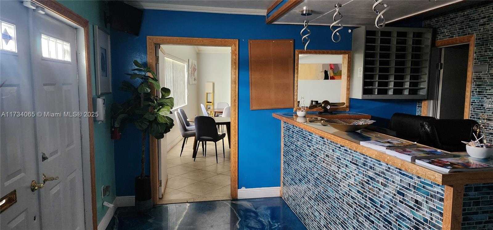 Small Image of 6966 TAFT ST #1, Hollywood Number 17