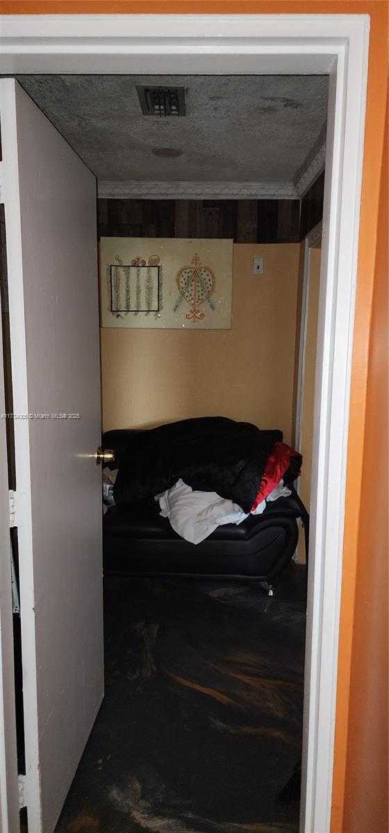 Small Image of 6966 TAFT ST #1, Hollywood Number 25