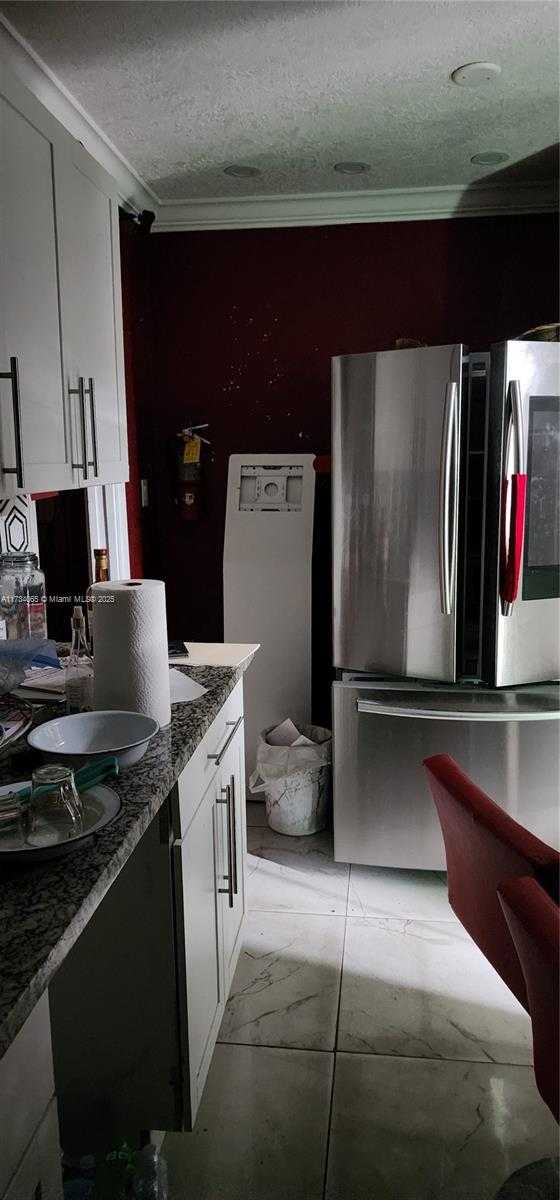 Small Image of 6966 TAFT ST #1, Hollywood Number 48
