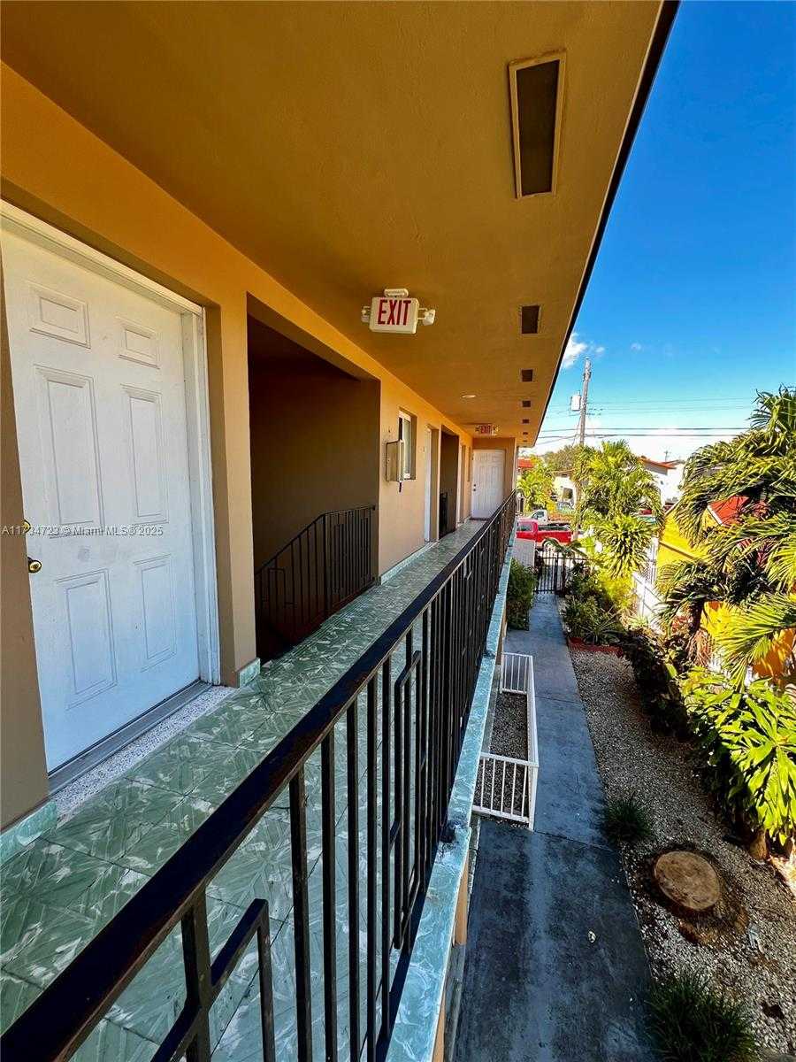 Small Image of 1836 SOUTH WEST 6TH ST, Miami Number 17