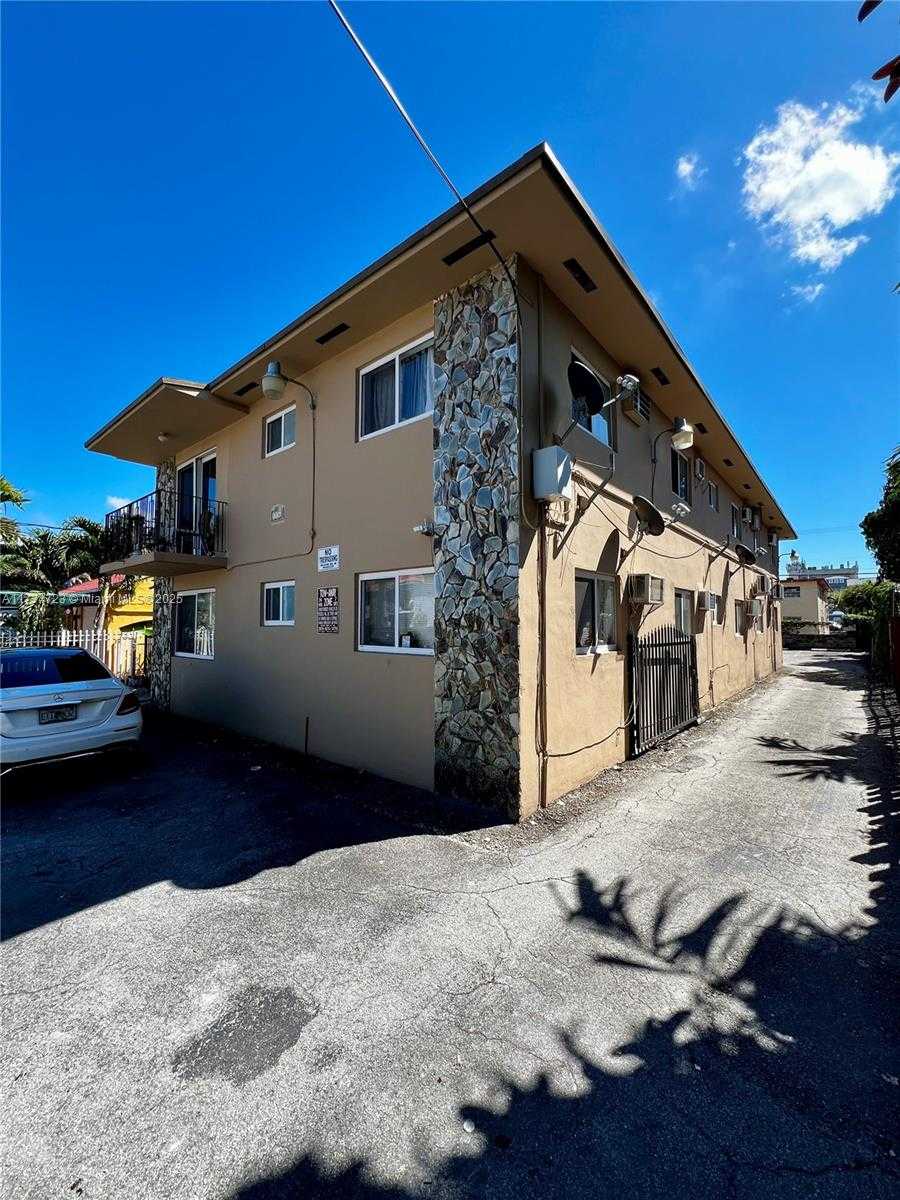 Small Image of 1836 SOUTH WEST 6TH ST, Miami Number 18
