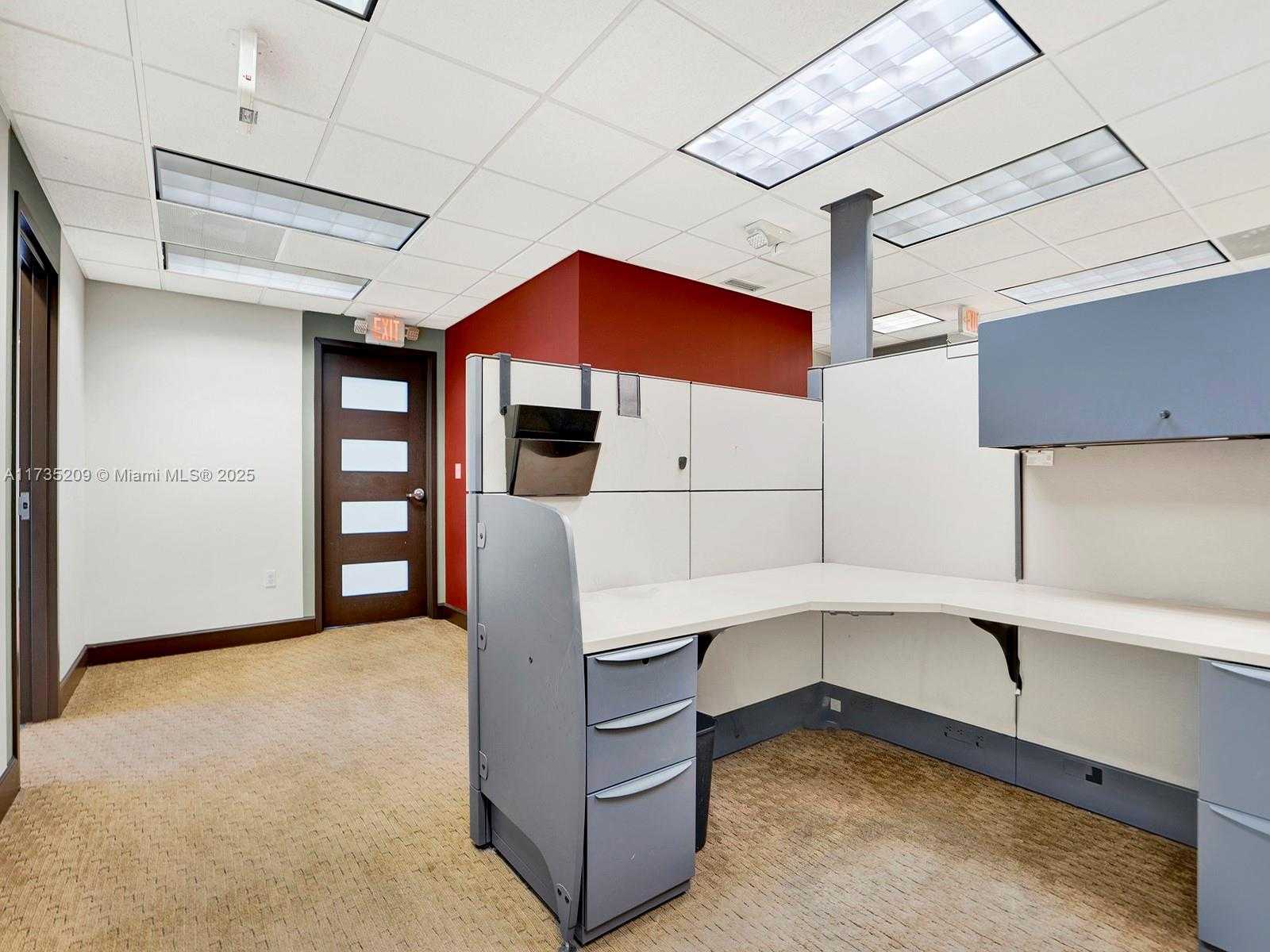Small Image of 4070 LAGUNA ST, Coral Gables Number 11