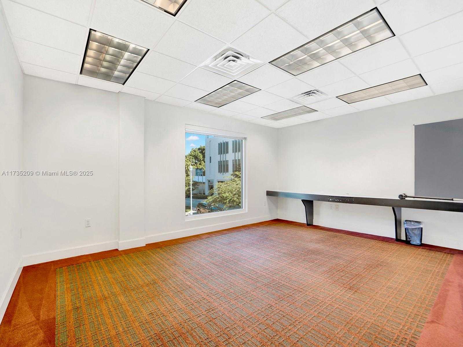 Small Image of 4070 LAGUNA ST, Coral Gables Number 13