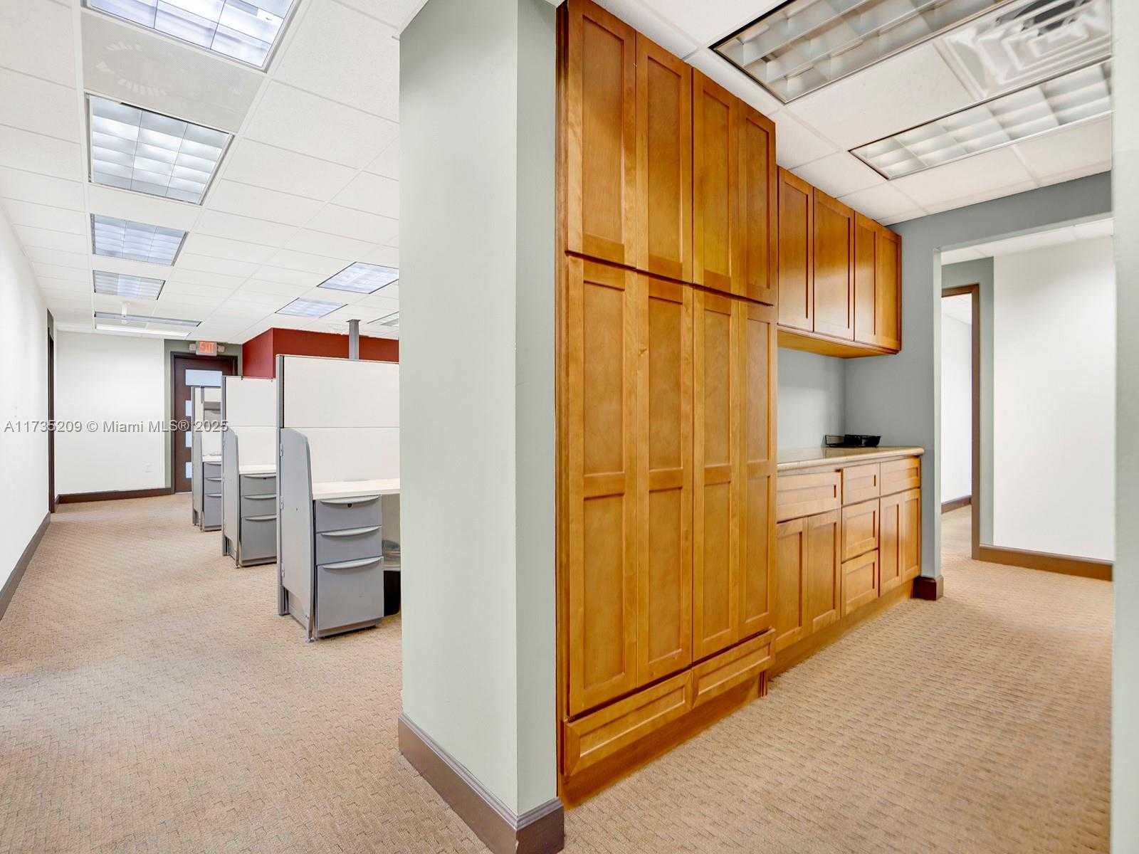 Small Image of 4070 LAGUNA ST, Coral Gables Number 15