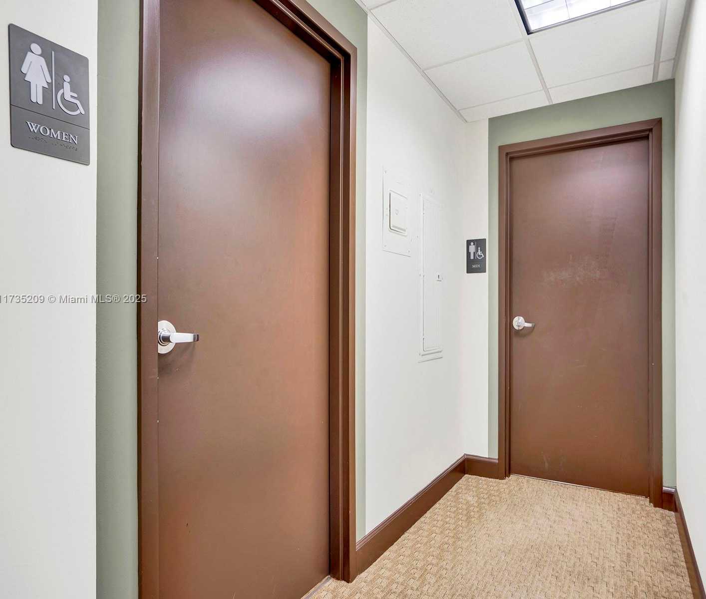 Small Image of 4070 LAGUNA ST, Coral Gables Number 22