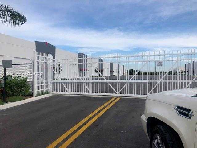 Small Image of 1750 38 AVE #Bay 12, Homestead Number 2