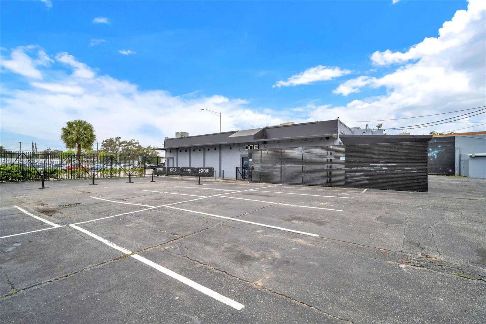 Small Image of 333 NORTH EAST 79TH ST, Miami Number 22