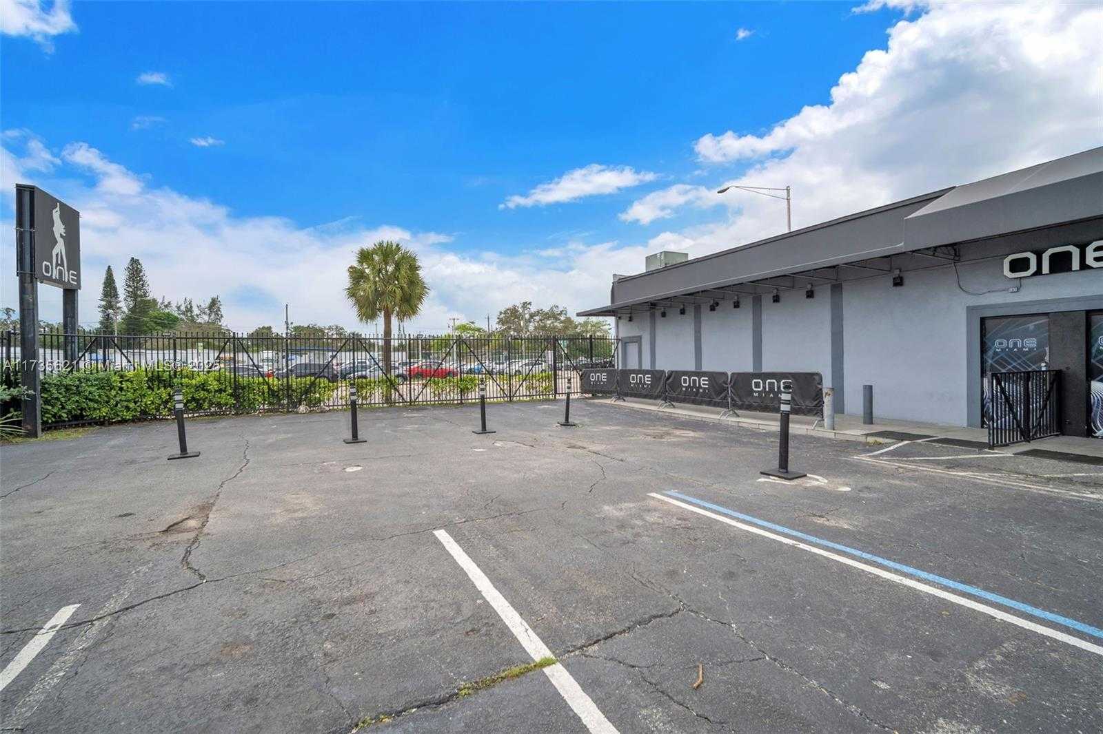 Small Image of 333 NORTH EAST 79TH ST, Miami Number 23