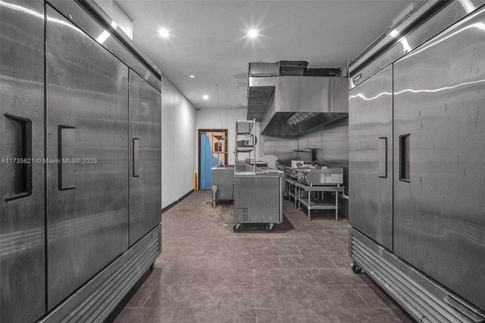 Small Image of 333 NORTH EAST 79TH ST, Miami Number 4