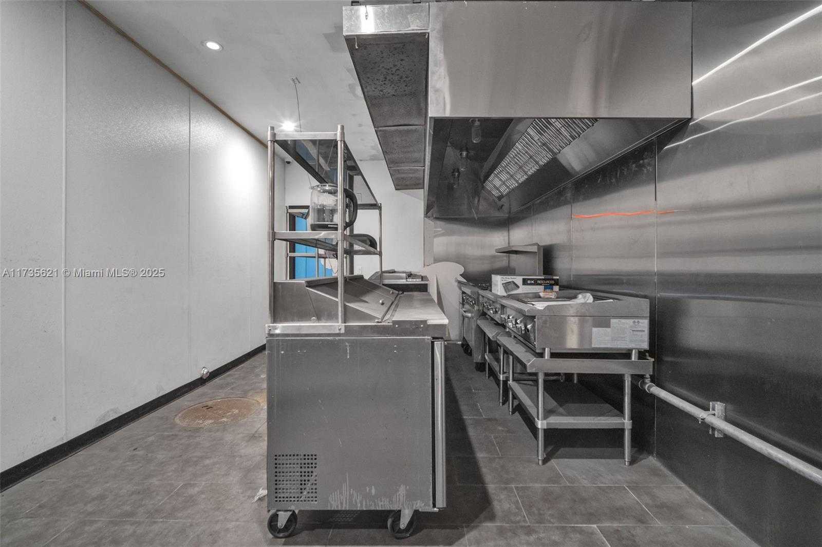 Small Image of 333 NORTH EAST 79TH ST, Miami Number 5