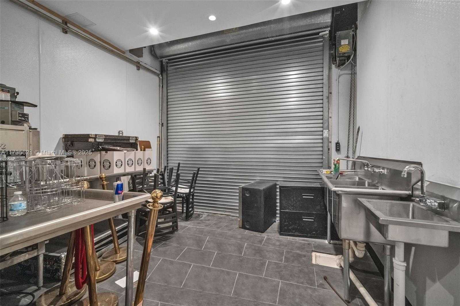 Small Image of 333 NORTH EAST 79TH ST, Miami Number 7