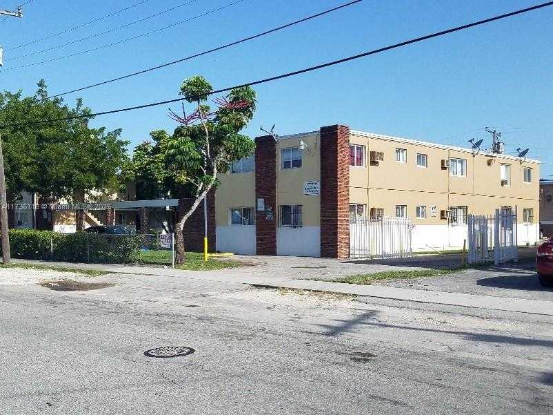 Small Image of 1895 NORTH WEST 35TH ST, Miami Number 13