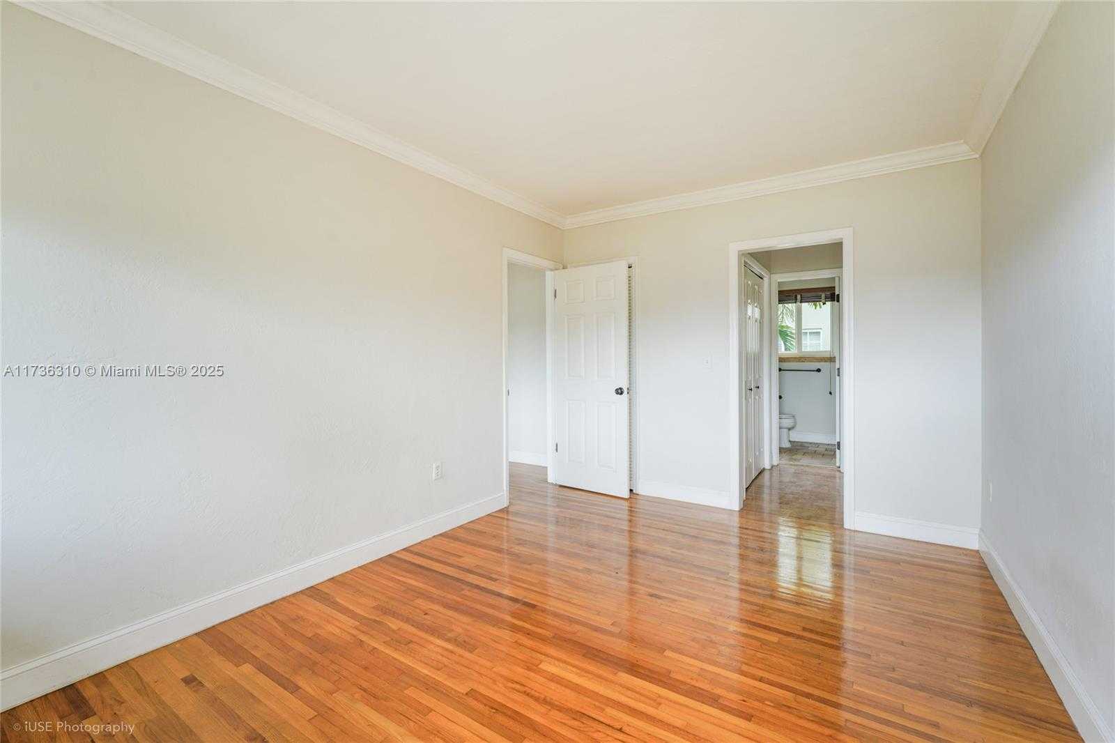 Small Image of 35 ANTILLA AVE, Coral Gables Number 21