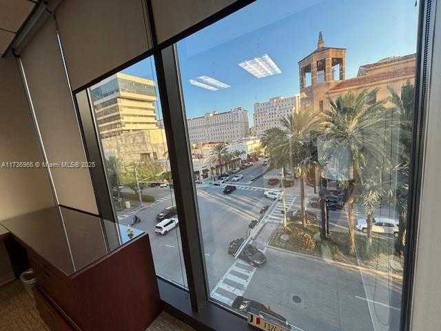 Small Image of 201 ALHAMBRA CIR #500, Coral Gables Number 11
