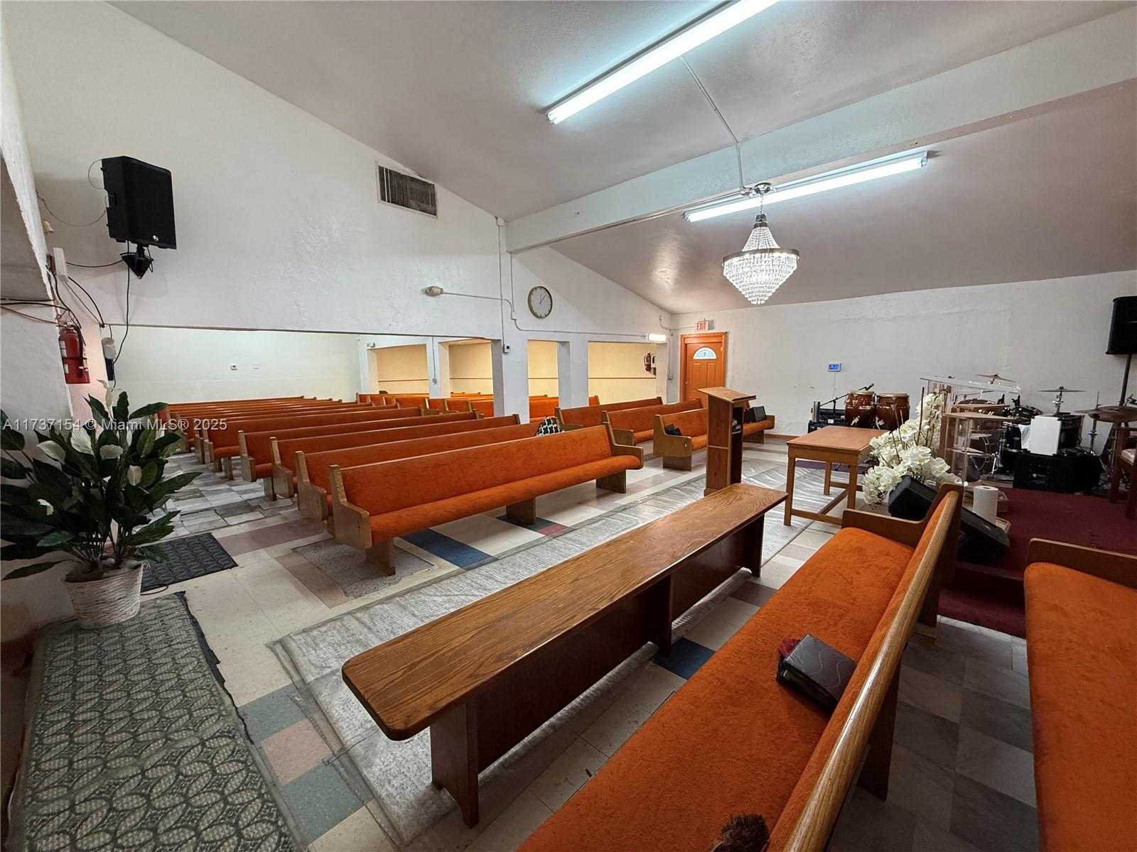 Small Image of 190 NORTH WEST 163RD ST, Miami Number 13