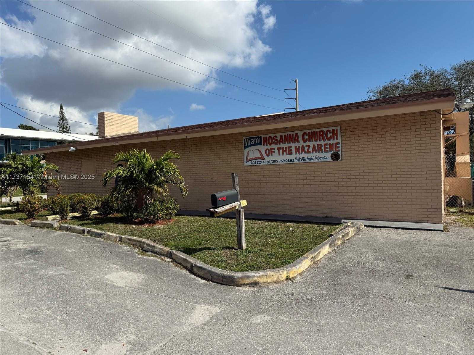 Small Image of 190 NORTH WEST 163RD ST, Miami Number 2